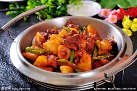 土豆炖牛肉