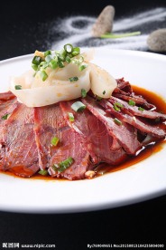 面皮捞牛肉