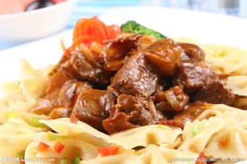 红烩牛肉蝴蝶面