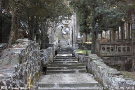 复古楼梯 山路