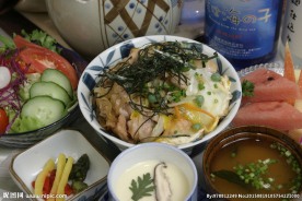 鸡肉盖饭
