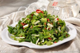 辣子小葱拌香菜好