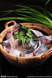 砂锅焗鱼头