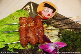 五花肉卷金针蘑