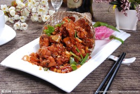 脆皮糯米蒜香翅