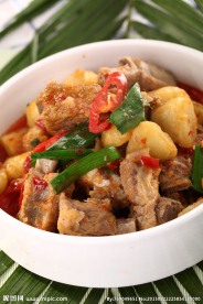土豆烧仔排