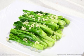蒜茸菜心