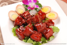 草鸡蛋烧肉