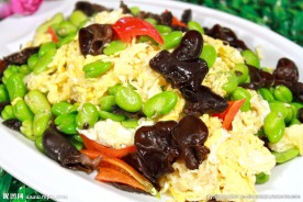 蚕豆米炒鸡蛋