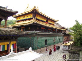 塔尔寺