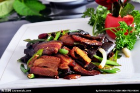 橡子皮炒腊肉