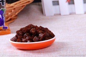 红红的辣条粒