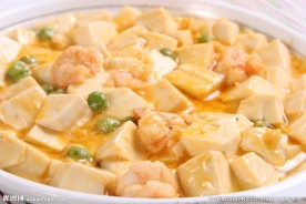 咸蛋黄虾仁烩豆腐
