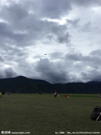 空旷的高地平原