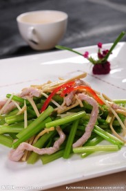 三丝本芹
