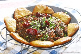 铁饼焖黄鱼