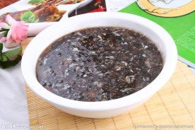 红枣黑米羹