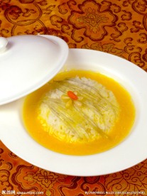 谭府鱼翅捞饭
