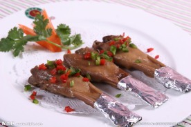 美极鸭下巴