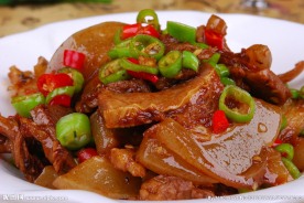 风味带皮黄牛肉