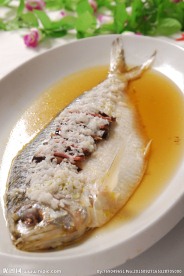 酒酿火腿蒸鲥鱼
