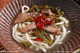 酸菜牛肉土豆粉