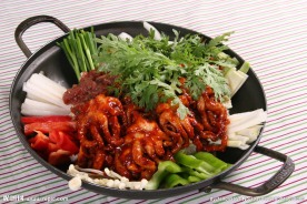 牛肉鱆鱼火锅