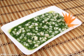 荠菜山药烩鱼丁