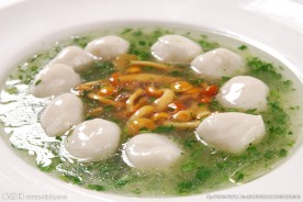 荠菜鱼圆