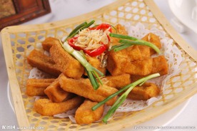 小葱虾皮煎豆腐