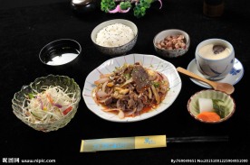 洋葱炒牛肉套餐
