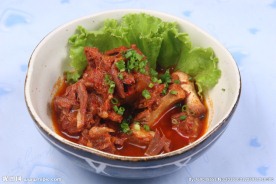 煮牛尾