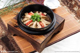 石锅豆腐