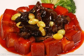 银杏木耳卤香肉