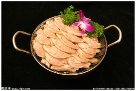 韩式带皮狗肉