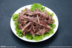 手撕狗肉