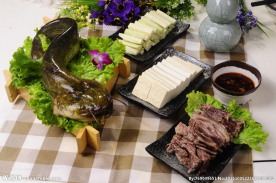 狗肉鲶鱼锅
