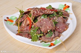 手撕狗肉