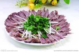 手撕狗肉