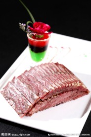 带皮驴肉