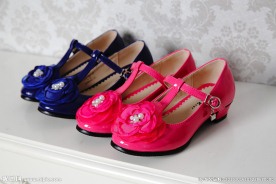 秋季女生时尚皮鞋