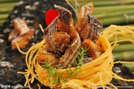 酥炸银牙带鱼