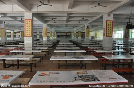 学校食堂