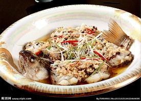 豆豉粉丝蒸鲮鱼