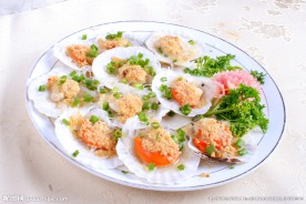 蒜茸蒸扇贝