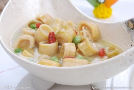 天目笋干煨青豆