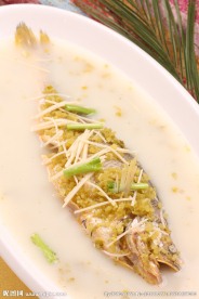 雪菜笋丝烧野生黄鱼