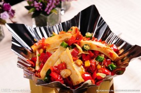 纸锅剁椒鲜鱿