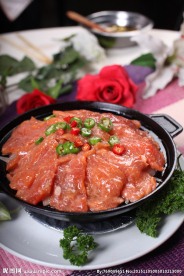 铁锅煎牛肉