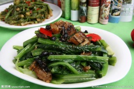 豆豉鲮鱼油麦菜
